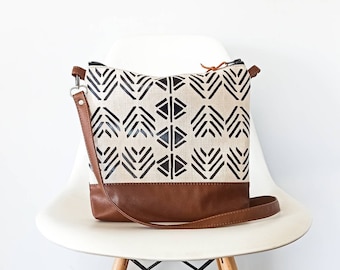 Canvas and leather crossbody bag with geometric print, Large medium crossbody purse, Tribal boho bag, Shoulder bag, Canvas Hobo crossbody