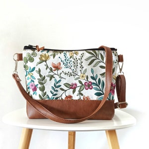 Umhängetasche Mittelgroß, Crossbody Tasche, Vegan Leder Schultertasche, Geschenk für Frauen