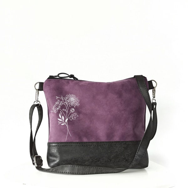 Personalized birth flower crossbody bag, Custom crossbody purse, Floral bag, Shoulder crossbody purse, Gift for her, Women's handbag, Gift