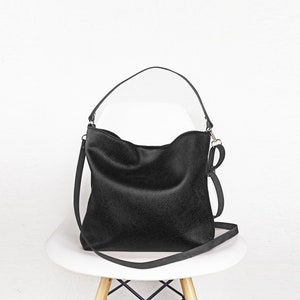 Sac hobo en cuir noir, sac hobo bandoulière, sac à bandoulière, sac en cuir végétalien noir, sac seau, sac à main de tous les jours, cadeau, sac à main décontracté