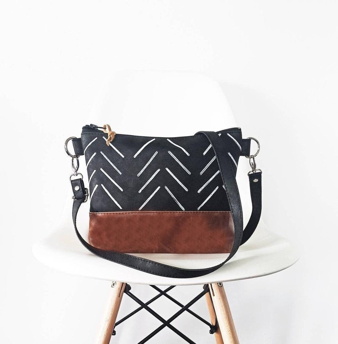 Crossbody Bag, Vegan Leather Crossbody Purse, Geometric Arrow Print