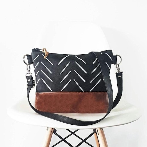 Sac bandoulière à imprimé géométrique, petit sac à main en cuir végan, style bohème noir et marron