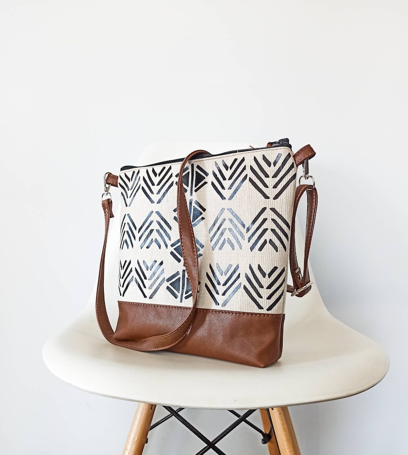 Canvas and leather crossbody bag with geometric print, Large medium crossbody purse, Tribal boho bag, Shoulder bag, Canvas Hobo crossbody image 3