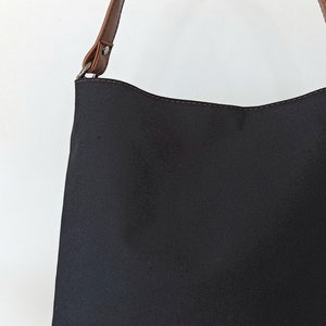 Sac hobo, sac hobo en cuir végétalien en toile, sac seau, sac à main à bandoulière, minimaliste, fourre-tout de style hobo, grand sac hobo, deux tons image 6