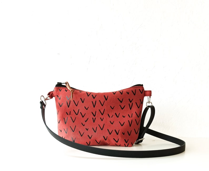 Small canvas crossbody bag in terracotta color, Crossbody purse, Geometric print, Small casual bag, Day bag, Everyday purse, Boho bag image 3