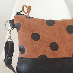 Snow Polka Dot Penguin Pattern Print Crossbody Bags