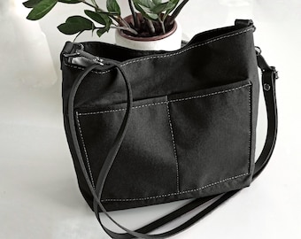 Casual Black Cross body Bag with Pockets: Minimal Everyday Shoulder Hobo Purse