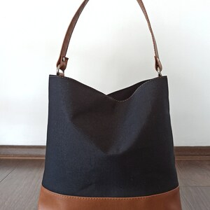 Sac hobo, sac hobo en cuir végétalien en toile, sac seau, sac à main à bandoulière, minimaliste, fourre-tout de style hobo, grand sac hobo, deux tons image 2