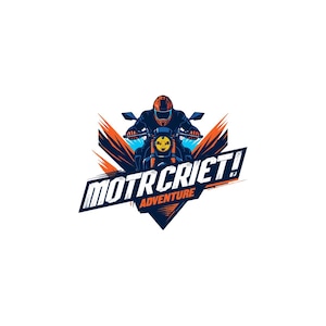 Può includere: Un'illustrazione grafica di un motociclista che indossa un casco, alla guida di una moto con un faro giallo brillante. Il design presenta accenti arancioni e blu con il testo MOTRCRIET! ADVENTURE visualizzato in un carattere audace e angolare.