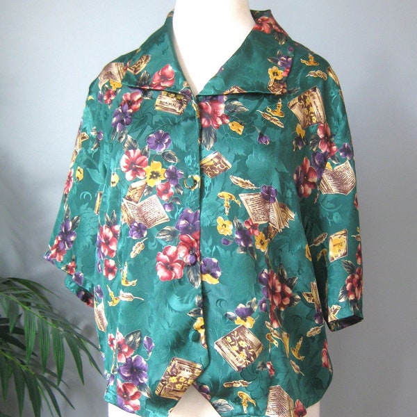 Silky Print Blouse / Vtg 70s / Katherine French Novelist Book Print Buttondown shirt.