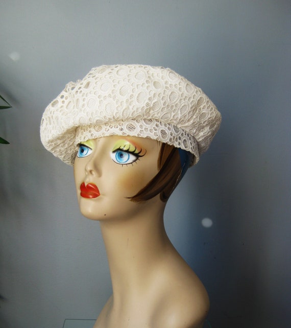 Summer Beret / Vtg 60s / Macy's Slouchy White Lace