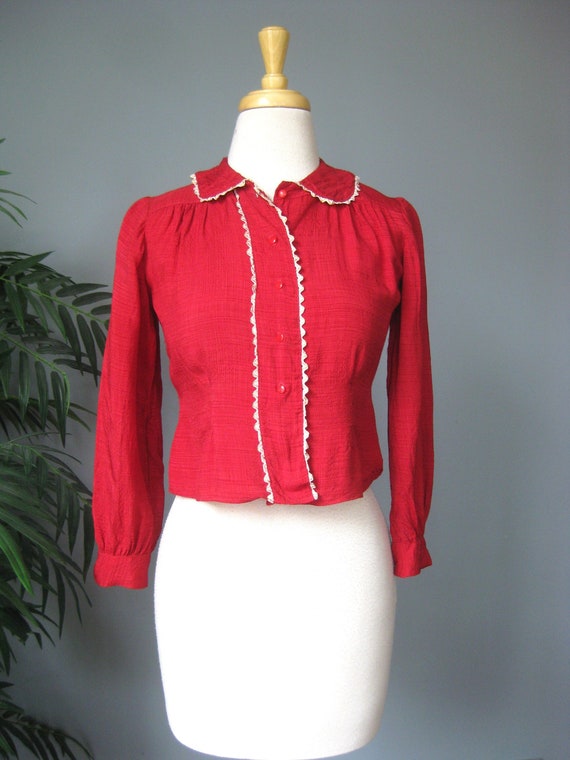 Red Blouse Vtg R0s Girls or Teens Red Crepe Long Sleeve Blouse With Peter Pan Collar White and Gold Rickrack Etsy Canada