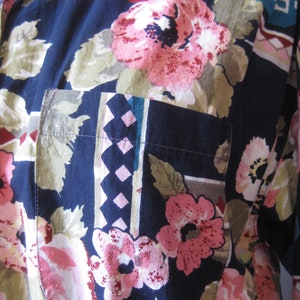 Floral Print Buttondown / Vtg 80s / Forenza Cotton Shirt Navy with print flowers soutwestern image 2