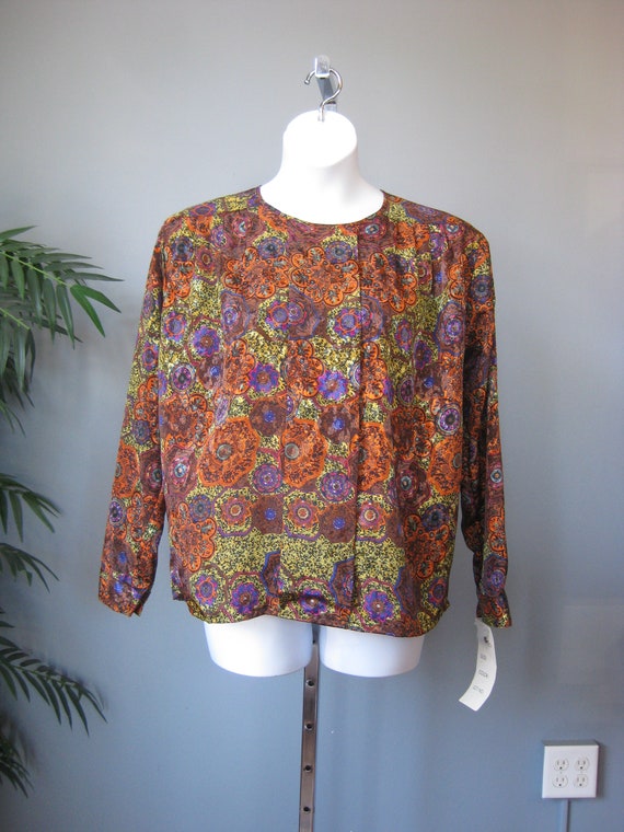 Silky Print Top / Vg 70s / NOS Point Line Medalli… - image 1