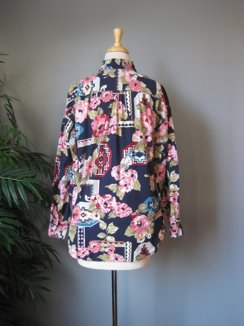 Floral Print Buttondown / Vtg 80s / Forenza Cotton Shirt Navy with print flowers soutwestern image 4
