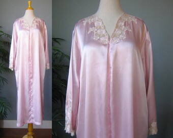 Oscar de La Renta Robe / Vtg / Pink Satin Lace Trim Zip front full length dressing gown caftan boudoir