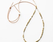 VENTE--Collier de perles Heishi