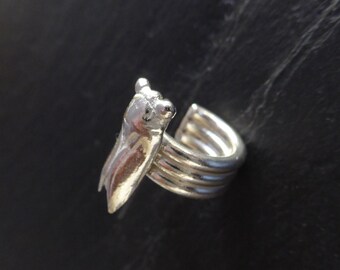 Pendiente de cigarra - Pendiente de plata de ley con diseño llamativo - Culturas antiguas - Amuleto sagrado - Símbolo de renovación, renacimiento y protección