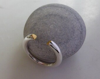 Anillo abierto minimalista contemporáneo - Anillo de metal mixto - Anillo con garra - Anillo abierto - Joyería de plata reciclada y Keum Boo - Unisex