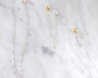 Pendiente de cadena de guijarros con doble perforación - Pendientes drapeados de doble agujero Keum Boo - Pendientes conectados y desiguales - Se venden por unidad