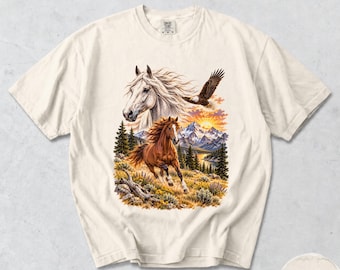 T-shirt vintage anni '90 con cavalli selvaggi, grafica con aquila calva e tramonto in montagna, maglietta con animali selvatici del West, regalo Comfort Colors® per gli amanti dei cavalli