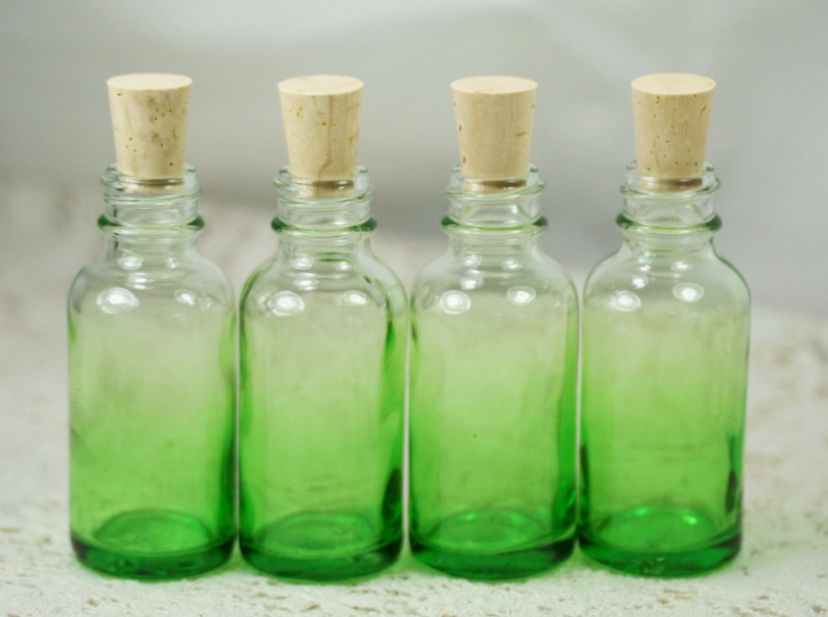10 Green Glass Bottles 1 oz Green Glass Bottle Wedding Favor Etsy