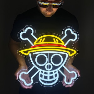 Enseigne lumineuse LED néon pirate anime | Enseigne néon dessin animé | Décoration murale pour fans d'anime | Décoration murale drapeau pirate - Cadeau pour fans | 35-60 cm | 12 V