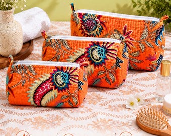 Oranje gewatteerde toilettasset met bloemen, boho katoenen toilettasje, waterdichte reisopberger