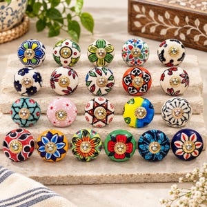 20 pomos de cerámica surtidos para armarios, tiradores de cajones pintados a mano, herrajes coloridos para muebles, decoración bohemia para el hogar