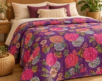 Paarse katoenen Kantha-quilt met bloemenprint, Indiase sprei, omkeerbare boho-deken