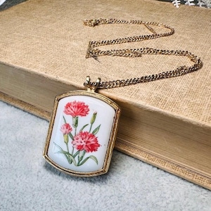 Vintage Flower Pendant Necklace, Pink Carnation January Birthday Avon Necklace, 1980 Floral Heritage Porcelain & Dainty Gold Chain