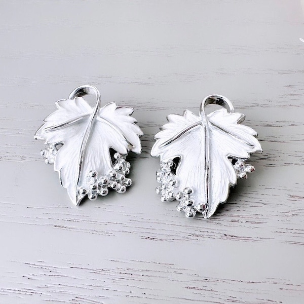 Silver Leaf Earrings, Vintage Leaf White Enamel Earrings, VTG Clip On Earring, Silver Bridal Bride Clip-Ons, 1959 Whispering Leaves SC