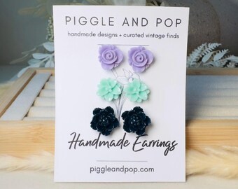 Blumenohrring-Set, Lila, Mint und Marineblau, handgefertigte, hypoallergene Ohrstecker aus Chirurgenstahl mit floralem Muster