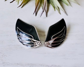 Vintage Berebi Black Wing Earrings, 1980s Silver Pierced Post Earrings, Rare Vintage Berebi Earrings, 80s Dramatic Black Swan Earrings