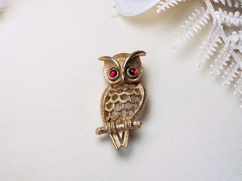 Vintage Avon Owl Brooch, 1970s Gold Open Work Pin with Red Crystal Eyes