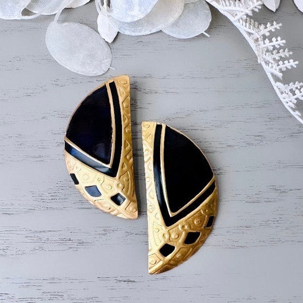 Rare Vintage Berebi Earrings, 1980s Black and Matte Gold Clip on Earrings, 80s Dramatic Enamel Embossed Gold Earrings, Statement Art Earring