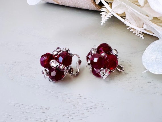 Red Vintage Marvella Beaded Cluster Earrings, Fac… - image 9