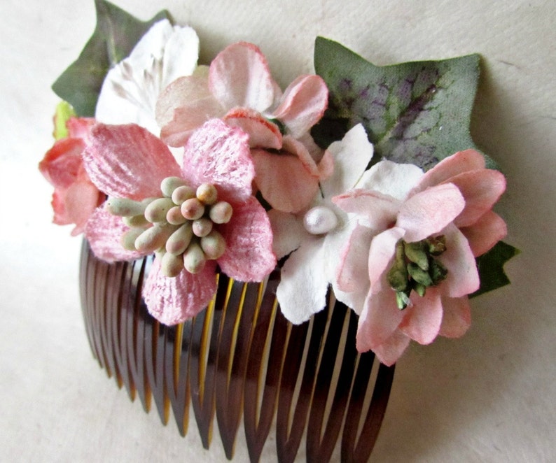 Flower Hair Comb Pink Floral Hair Comb Wedding Comb Woodland Bridal Hair Accessory Pink Hair Comb Flower Hair Piece Rose Bridal Comb