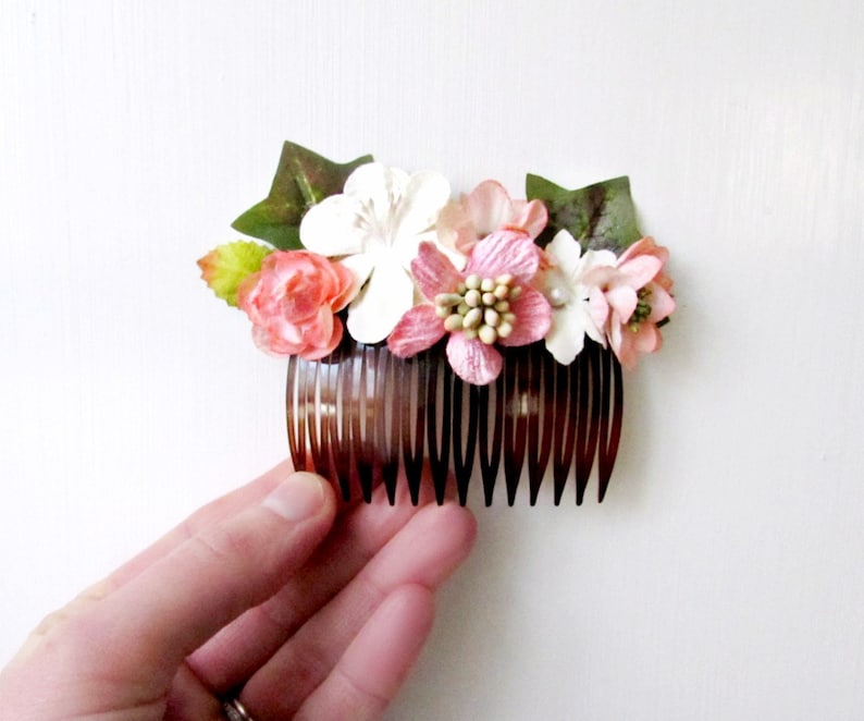 Flower Hair Comb Pink Floral Hair Comb Wedding Comb Woodland Bridal Hair Accessory Pink Hair Comb Flower Hair Piece Rose Bridal Comb