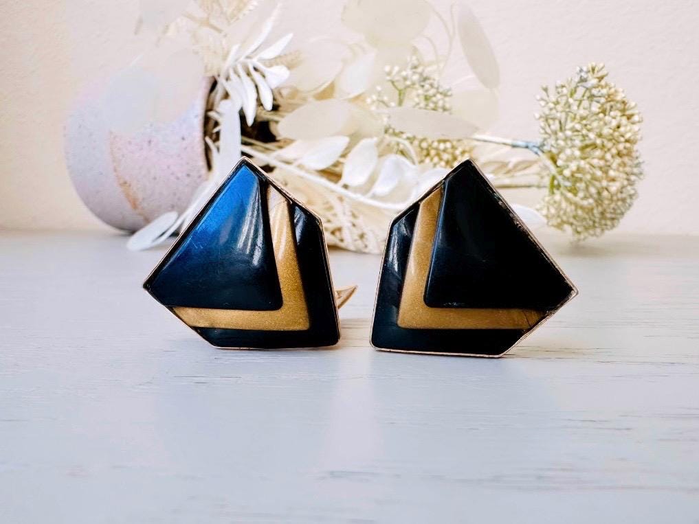 Vintage Chevron Earrings, Black and Gold Statement Earrings, Vintage 1980s Clip On Acrylic Triangle Earrings with Gold Detailing