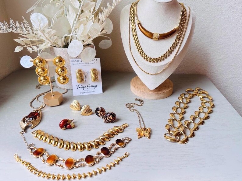 Vintage jewelry collection from piggle and pop