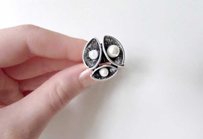 Silver Flower Ring Large Cocktail Ring Adjustable Band Oxidized Silver Statement Ring White Pearl Ring Etched Petals Calla Lily Ring