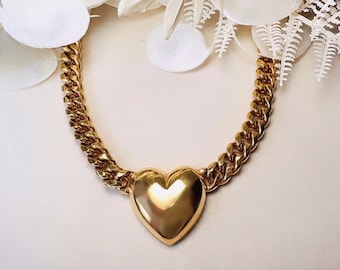 Gold Puffy Herz Halskette, Vintage kubanische Kette Choker mit Gold Herz Anhänger