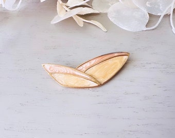 Abstract Butterfly Wing Brooch Pin, Monet Vintage Pearlized Pin, Vintage Brooch, Whimsical 80's Brooch, Peach and Cream Lapel Pin