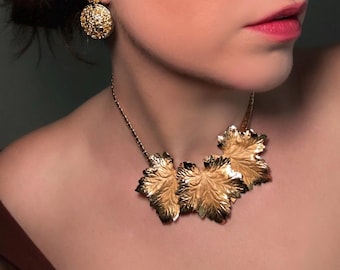 Gold Leaf Necklace, 70s Vintage Napier Oak Leaves Choker Collar Necklace