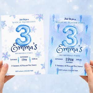 Puede incluir: Dos invitaciones de cumpleaños rectangulares con un gran globo azul en forma de número 3, el texto Emma's 3rd Birthday Party y detalles del evento incluyendo la fecha 19 de septiembre, 15:00 horas y la dirección P. Sherman, 42 Wallaby Way, Sydney.