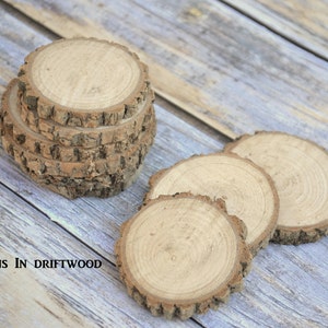 Set of 600 Rustic Wood Slices In Assorted Sizes - 2- 3 Inches Perfect for Crafts  Rustic Events Parties Housewarming Name tags Invitations