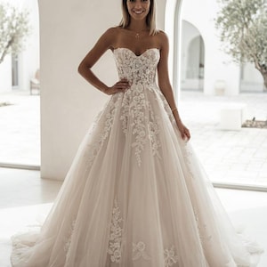 Flowy White Strapless Dress