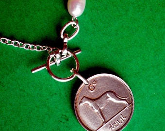1966, 1956 Cumpleaños irlandés, Moneda irlandesa de seis peniques, Perla de agua dulce, Moneda de perro lobo irlandés