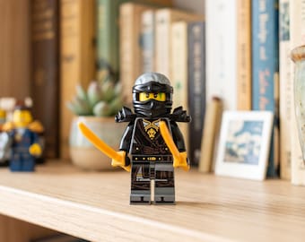 Cole Earth Ninja Minifigur - Ninjago Staffel 7 - Royal Schmied-Spielzeug